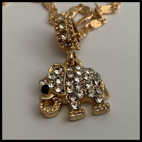 🆕✅ GOLD RHINESTONE LUCKY ELEPHANT NECKLACE - Picture 2 of 4